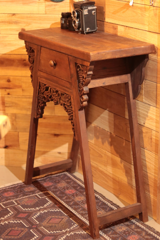 Console table