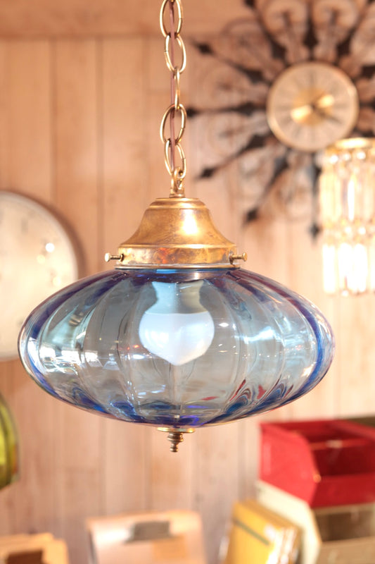 Pendant light