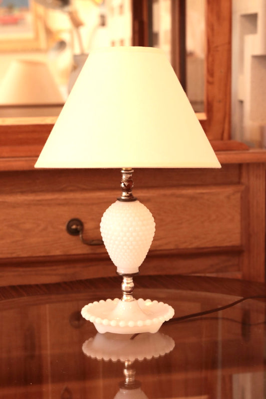 Table lamp