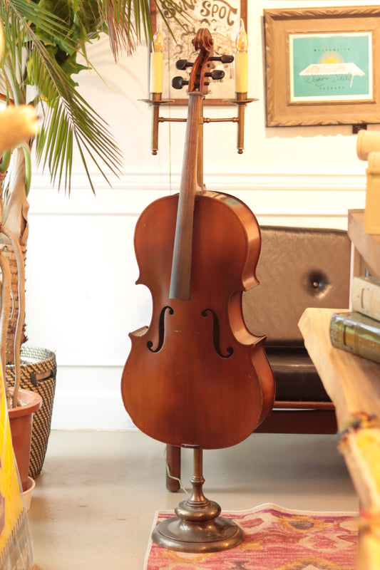 Cello stand light